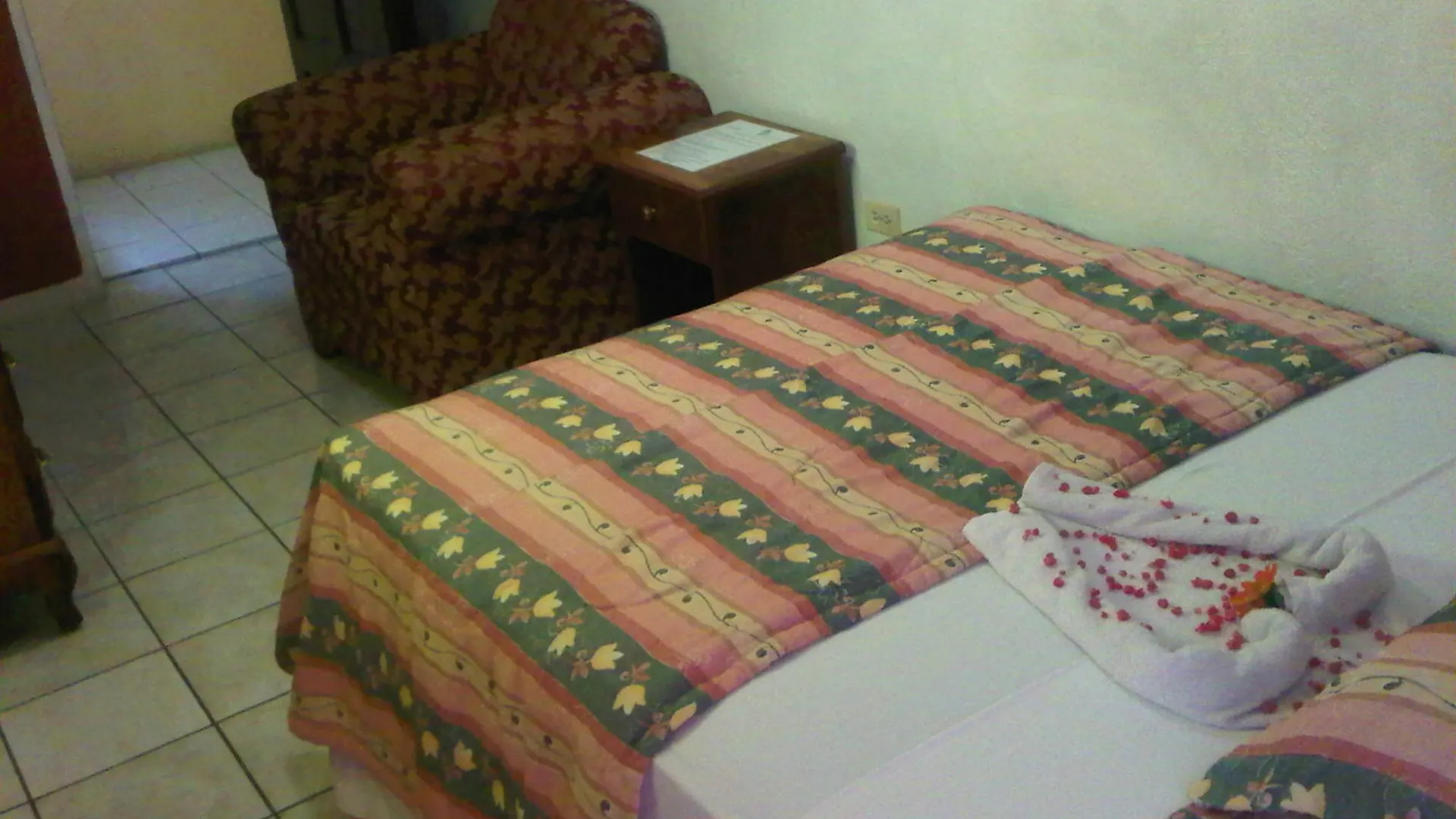 Treasure'S Comfort Inn Claremont 牙买加