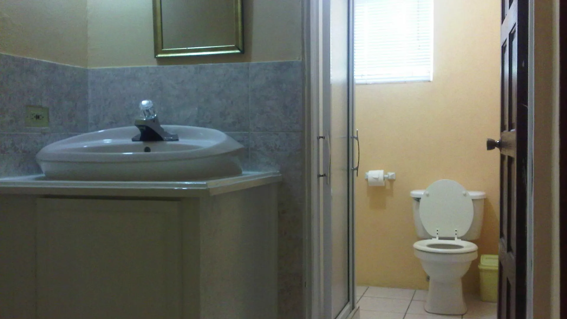 招待所 Treasure'S Comfort Inn Claremont